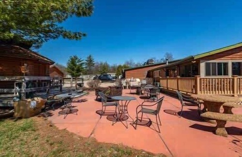 Neillsville Cabina | Currently under renovation and will be ready by May 15, 2024