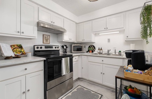 Reynoldsburg Casa | 3BR SFH made for easy comfy stays