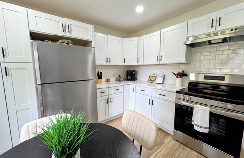 Gahanna Casa | 3BR SFH made for easy comfy stays