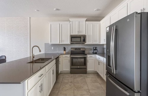 Four Corners Apartamento | 3BR up to 8 People at Champions Gate