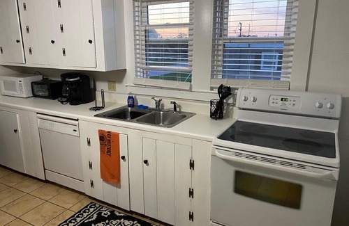 Westerly Casa | Casa de vacaciones 3BR w / playa privada en la calle