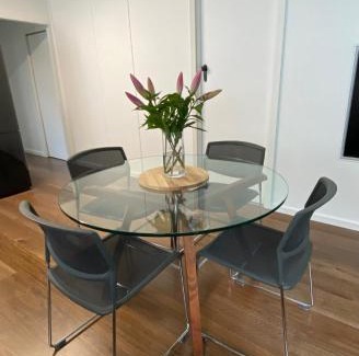 Burleigh Heads Casa | 3BRM Burleigh Beach Retreat - Walk to Cafes, Shops and Surf!