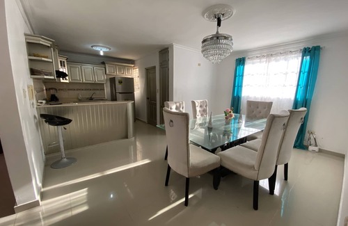 Guaricano Apartamento | 3DR Acogedor apartamento de 3 habitaciones en Santo Domingo