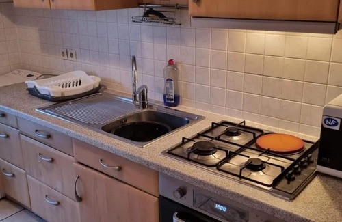 Koenigshoffen Est Apartamento | 3P Calme Avec Parking Proche Centre Ville et Gare TGV