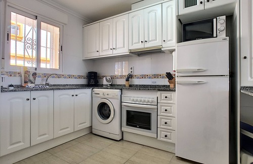 Mar de Cristal Apartamento | Apart. 3ºpiso, wifi gratis, tv satélite, balcón, piscina comunitaria