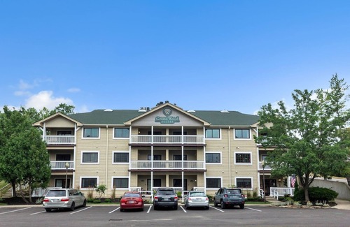 Nashville Condominio | 3rd Floor Front Side Corner Penthouse Suite - 301 by Grand Wood Suites