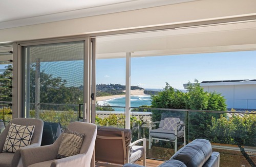 Forster Casa | 3rd night 1/2 price August & September! 250m to Beach