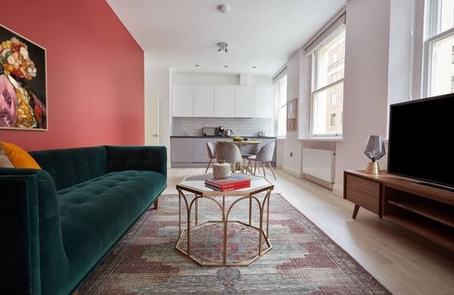 Holborn and Covent Garden Apartamento | 3VH Virginia House Chic & Boutique Bloomsbury Sleeps 4