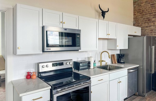Honey Grove Casa | 3W Sunset View