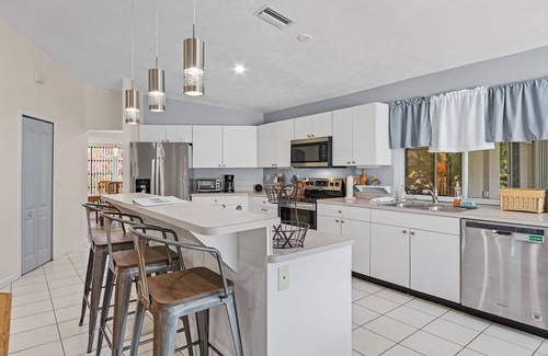 Saint James City Casa | 4/2 Off Water Property in St. James City!