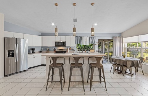 Saint James City Casa | 4/2 Off Water Property in St. James City!