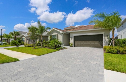 Rural Estates Casa | 4/3 HEATED POOL AND SPA - FURNISHED HOME MODERN IN HIGHLY DESIRED NORTH NAPLES