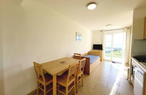 Solaro Apartamento | 4/6-bed apartment. Breathtaking view of the sea and marina
