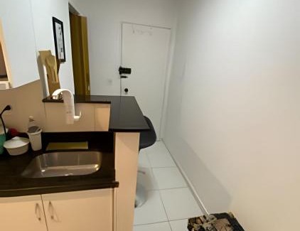 Asa Norte Apartamento | 4.8km Centro ,Cozinha Completa, 200m Estação Metro, Jr Catito