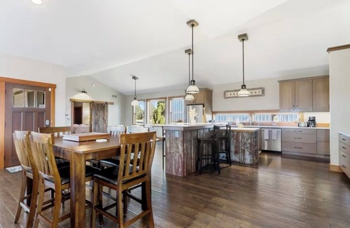 Zenda Casa | Peaceful Rustic Retreat on 4 Acres
