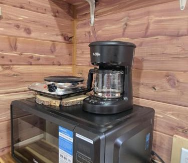 Neal Casa | #4 - Amish Log Camping Cabin Walk to the Water cabin