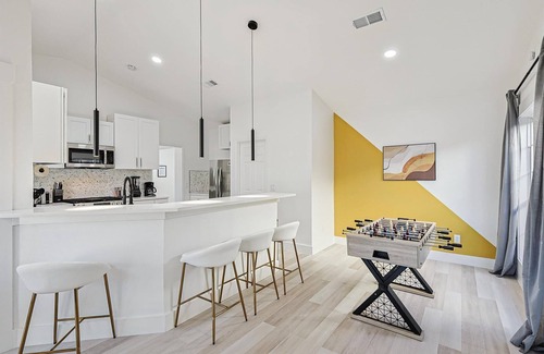 Grand Prairie Casa | 4-BD,2-BA Luxe Modern Gem with Foosball & Firepit