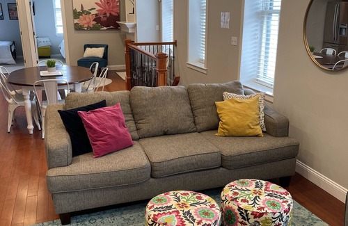 Lafayette Square Apartamento | 4 Bd Apartment close to Downtown GREAT FOR LONG STAYS! Historic Neighborhood