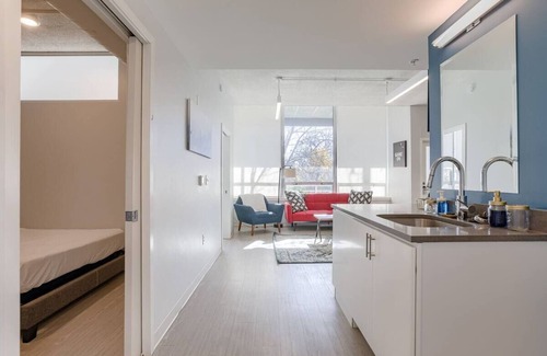 South Kansas City Apartamento | 4-BDR Pod Nr Rockhurst & UMKC for Students & Pro 1