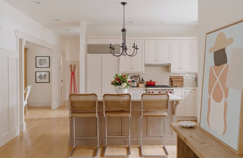 Lakeside Casa | 4 bdrm, 3.5 bath retreat w/pool, spa, large yard & fire pit. 5 min walk to beach
