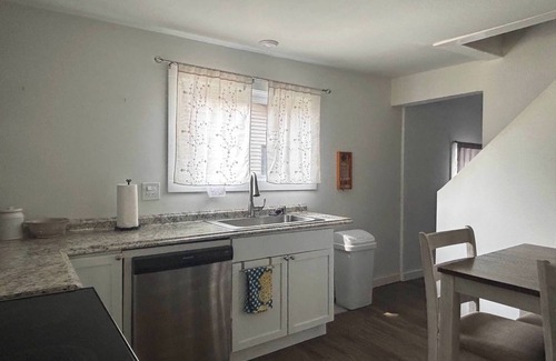 Lake City Casa | 4 bdrm home by the beach, downtown, boating, golf, ice fishing and pet friendly