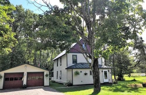 Thendara Casa | 4 BDRM - Hot Tub - Fire Pit