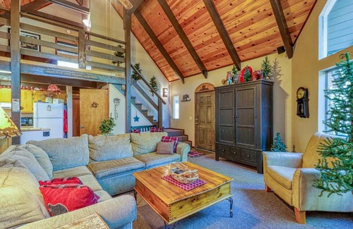 Arnold Casa | 4 Bed 2 Bath Vacation home in Arnold