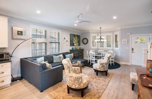 West Cape May Casa | Nueva casa de 4 dormitorios y 3. 5 baños cerca de la playa con piscina climatizada en el suelo