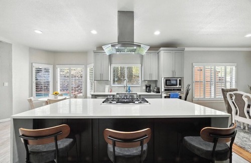 El Paso Casa | 4 Bed, 3.5 Bath Home with Heated Pool
