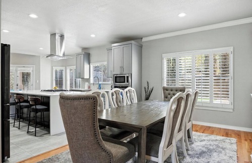 El Paso Casa | 4 Bed, 3.5 Bath Home with Heated Pool