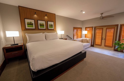 Florida Central Atlantic Coast Complejo | Fairway/Water Serenity: Premier 4BR Retreat