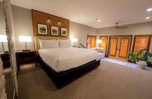 Florida Central Atlantic Coast Complejo | Bayview Haven: 4 Bedroom Luxury Villa Retreat