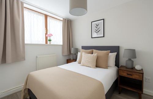 Chelsea Riverside Apartamento | 4 Bed Flat near King's Road