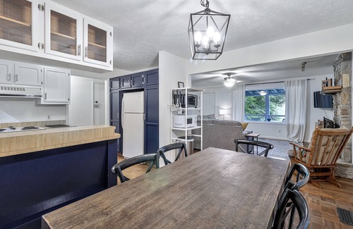 Byrdstown Casa | 4 Bed Home on Dale Hollow Lake, Steps from East Port Marina