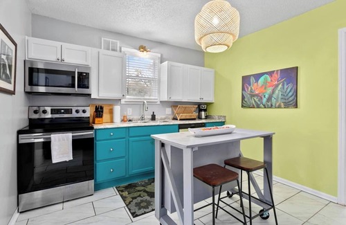 Rosedale Casa | 4-Bed Home with Pool by KU & 39th St. Shops | 4