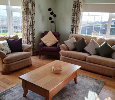 Inch Casa | 4 Bed in Annascaul oc-ii08305