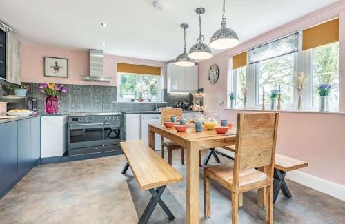 Bakewell Casa | 4 Bed in Bakewell 87419
