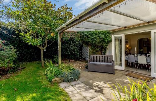 Bembridge Casa | 4 Bed in Bembridge IC070