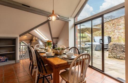 Westleigh Casa | 4 Bed in Bideford OAPPL