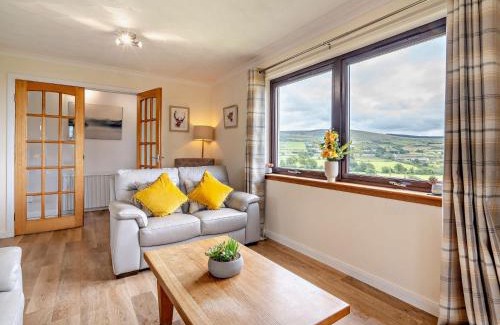 Blackwaterfoot Casa | 4 Bed in Blackwaterfoot 95184
