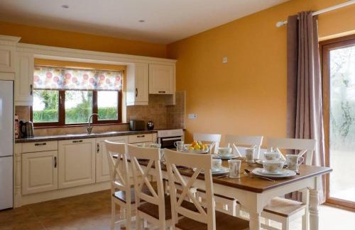 Callan Casa | 4 Bed in Callan oc-ii16183