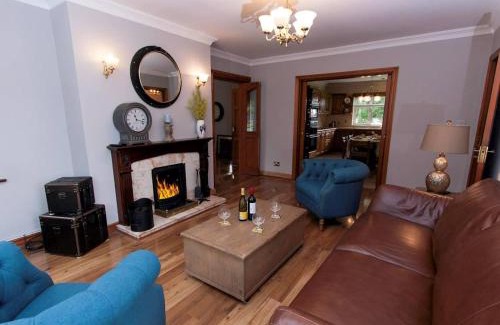 Clonbur Casa | 4 Bed in Clonbur oc-ii16388