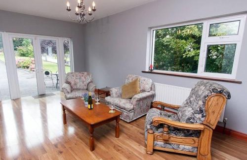 Clonbur Casa | 4 Bed in Clonbur oc-ii16388