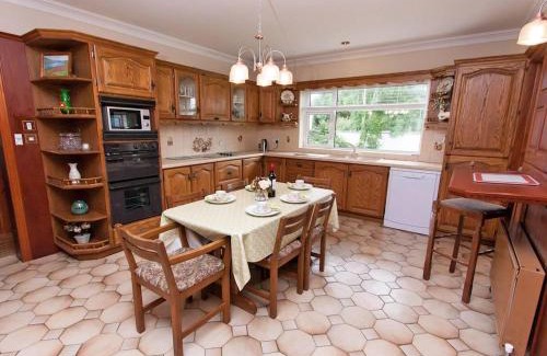 Clonbur Casa | 4 Bed in Clonbur oc-ii16388