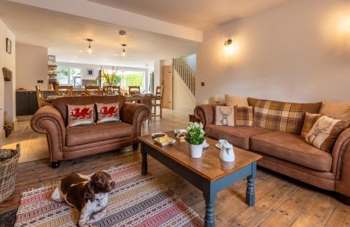 Crickhowell Casa | 4 bed in Crickhowell 85242