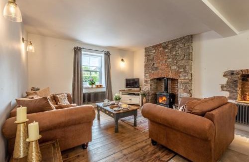 Crickhowell Casa | 4 bed in Crickhowell 85242