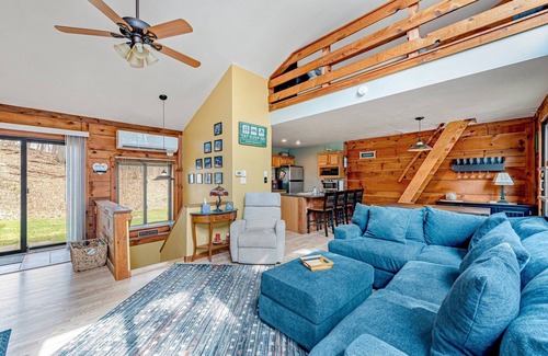 Hidden Valley Casa | 4 bed in Hidden Valley Resort, Slope View