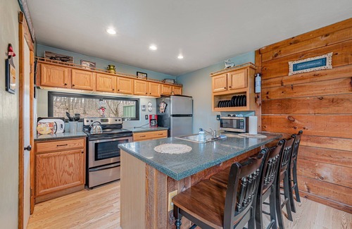 Hidden Valley Casa | 4 bed in Hidden Valley Resort, Slope View