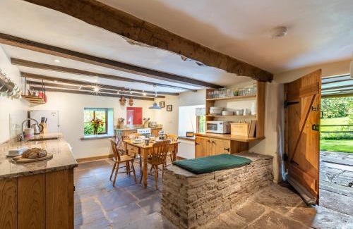 Longtown Casa | 4 Bed in Longtown 86497