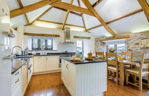 Liskeard Casa | 4 Bed in Looe 90933